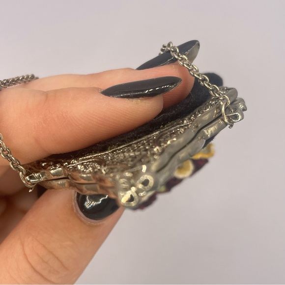 Vintage Gothic Victorian Revival Black Velvet Mini Purse / Handbag With Rosettes - Picture 9 of 11